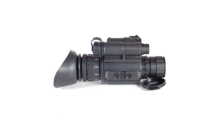 Монокуляр нічного бачення Dipol D128