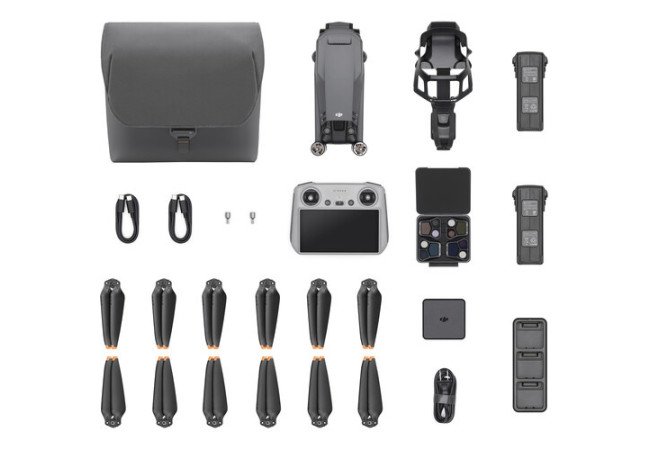 Квадрокоптер DJI Mavic 3 Pro Fly More Combo with DJI RC (CP.MA.00000660.01)