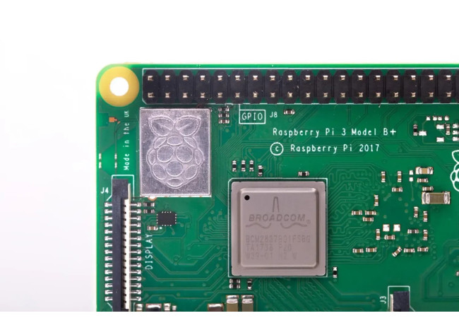 Микрокомпьютер Raspberry Pi 3 Model B+